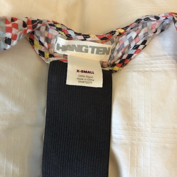 tank top - Picture 2 of 4